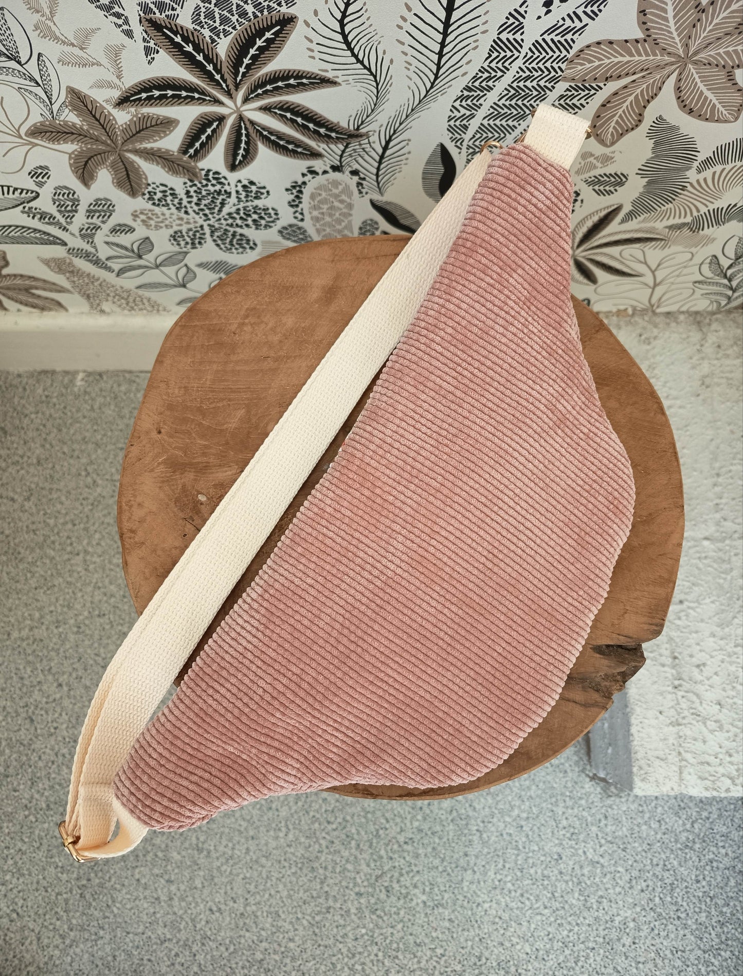 Sac banane velours côtelé rose fleuri bi-matiere