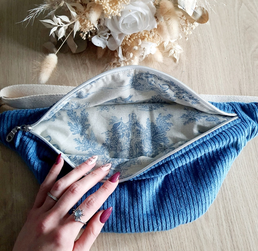 Sac banane velours côtelé bleu toile de jouy