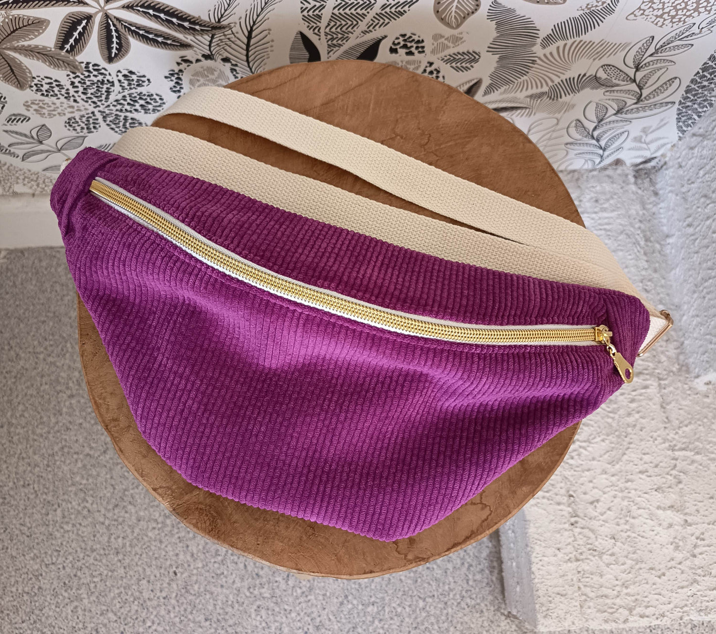 Sac banane velours côtelé violet