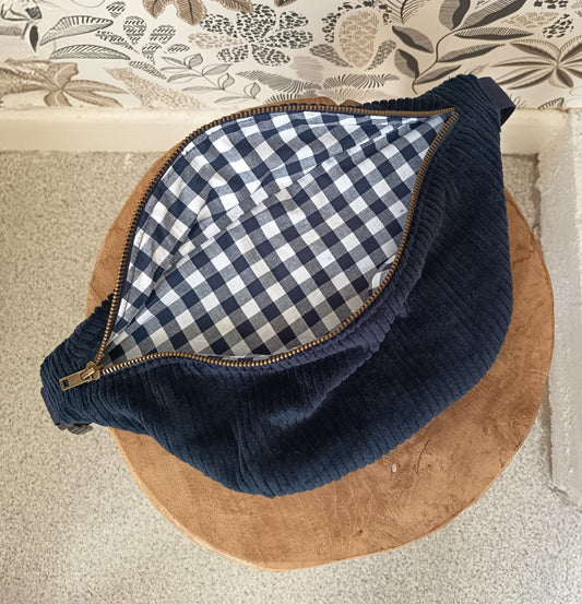 Sac banane velours côtelé bleu marine vichy