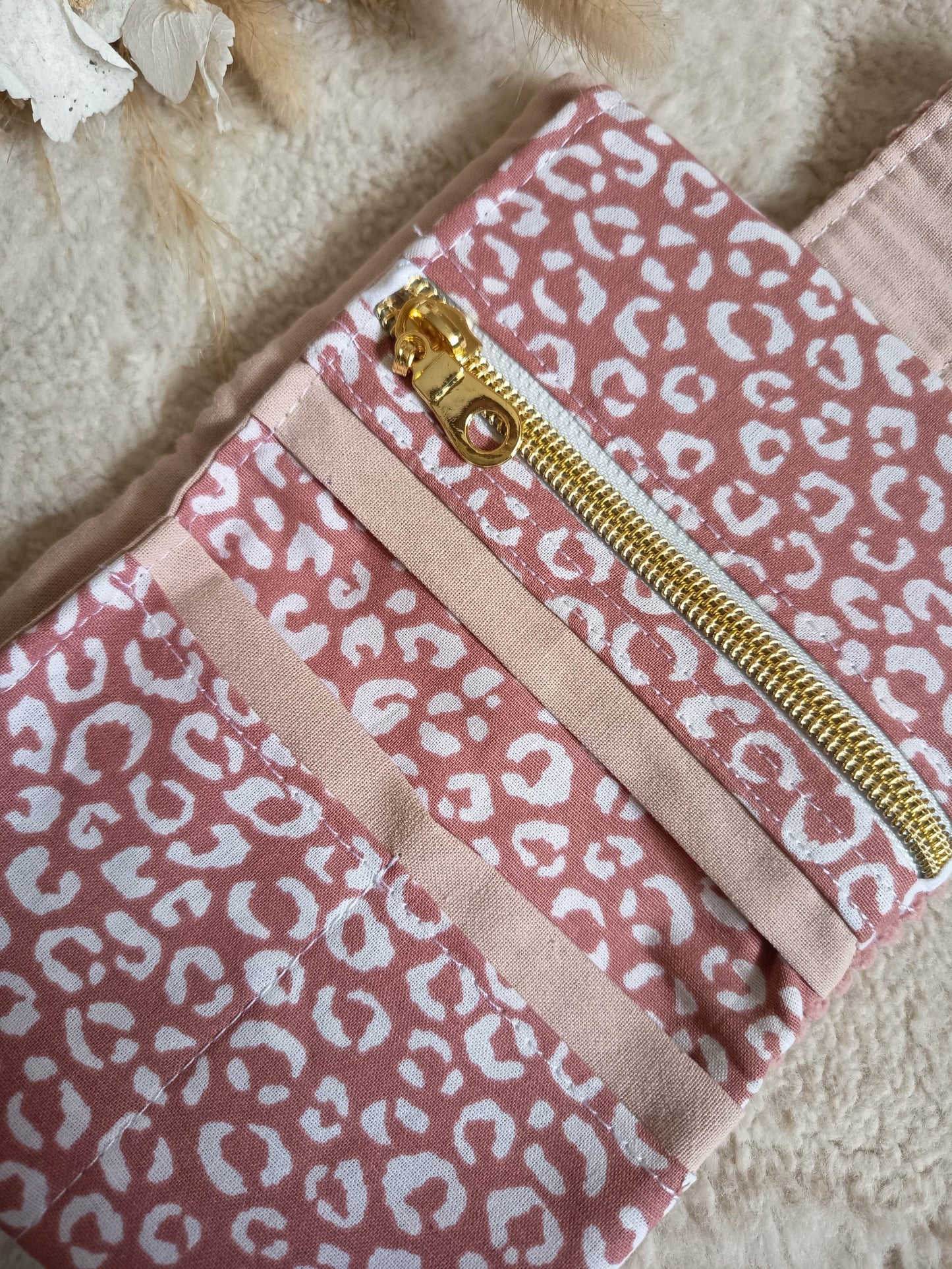 Portefeuille velours rose léopard