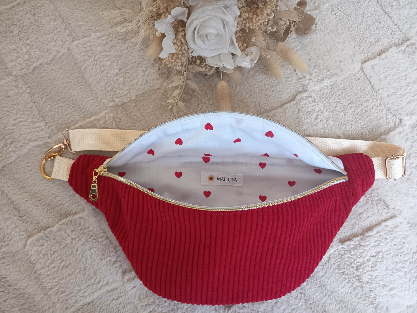 Sac banane velours côtelé rouge coeur